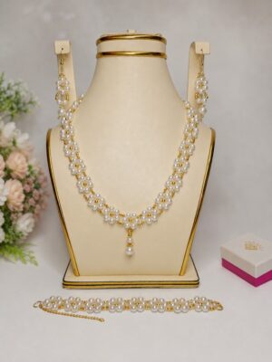 Pearls Flower Necklace 3 pc Set